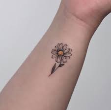 It's easy to fit it just about anywhere on your body. Best 100 Daisy Tattoo Designs In 2021 Tattoo Stylist