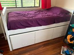 Single White Wooden Bed With Trundle