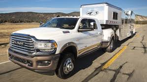 Propride 3p trailer hitch is a great hensley hitch alternative. 2021 Ram 3500 Returns Gets More Torque Best In Class Towing Numbers Moparinsiders