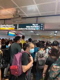 crowd builds at bishan mrt due to