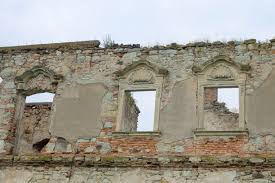Imagini pentru imagini ruina edificiu