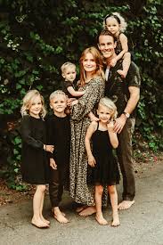Celebrities With Big Families Hollywoods Biggest Families