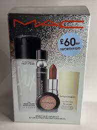 mac merry must haves kit worth 131 00