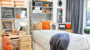 best tips for decorating dorm rooms