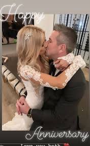The interior designer has welcomed a son, which is her first child with her new husband ant anstead. Christina And Ant Anstead Celebrate 1 Year Anniversary With Touching Wedding Video Nestia