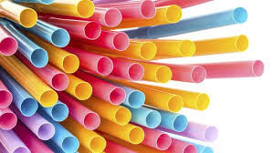 How many holes does a straw have? Question drives fierce debate ...