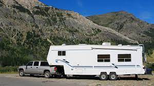 trucks for towing a fifth wheel