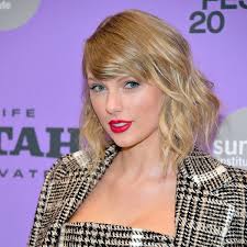 Her narrative songwriting, which often takes inspiration from her personal life. Taylor Swift Promiflash De