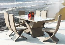 sets of beautiful outdoor dining tables