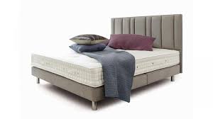 They have an innovatively designed foam that takes the best from a variety of foams. Best Mattress For A Bad Back Wave Away Back Pain With The Right Mattress Expert Reviews