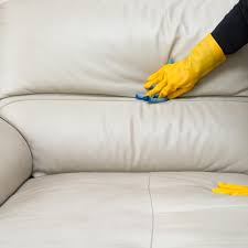 cómo limpiar un sofÁ de piel blanco 7