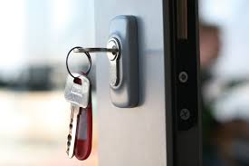Main Reasons to Hire a Locksmith for Car Key Replacement in Knightdale