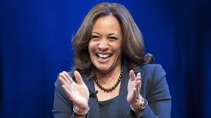 Harris is the first black woman and person of south asian descent to serve as vice president. So Sturmt Kamala Harris Plotzlich Die Us Bestseller Listen Br24