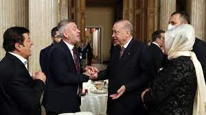 İftar yemeğine hangi sanatçılar katıldı? Cumhurbaşkanı Erdoğan sanatçılarla  iftar buluşmasına kimler katıldı? - Timeturk Haber