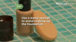 how to apply liquid foundation you