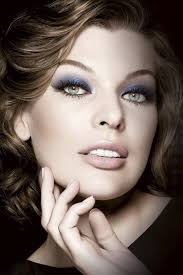 milla jovovich model glam makeup look