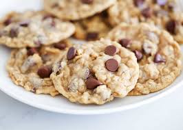 chewy oatmeal chocolate chip cookies