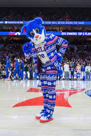 Show your philadelphia 76ers pride every time you wear this midnight mascot sweatshirt. Dan Craig On Twitter Flyers Young Exciting On The Rise Mascot Iconic Hilarious Vindicated By The Justice System Sixers Everyone Hates Each Other And They Suck Now Mascot Some Stupid Dog