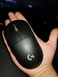 I downloaded lgs and nothing to configure it. Best Mouse On The Market For Gaming But Not Worth 150 Dollars Still Keeping It As My Main Mouse Mousereview