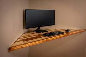 Shelves as an extension to corner desk. My Floating Corner Desk I Built For A Friend Diy