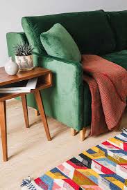 what goes with a green couch 16