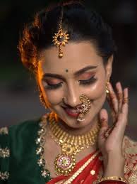 maharashtrian bridal makeup look