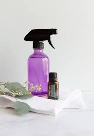 natural cleaning with essential oils