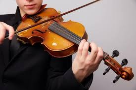Now you can try using the bow on the strings. How To Hold A Violin For Beginners Hellomusictheory