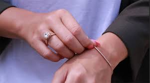 The regular d shaped wedding ring is a medium weight ring. How Are The Various Diamond Shapes Cut Baunat