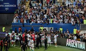 La Conmebol fue multada por las aglomeraciones en el estadio Maracaná en la  final de Copa América - El Comercio