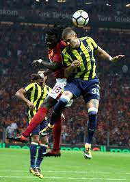Romain sato videosunu izlefenerbahçe yeni transfer futbol. Hd Wallpaper Galatasaray Fenerbahce Derby The Audience Super League Wallpaper Flare