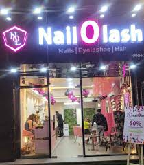 top nail art salons in meenakshi garden