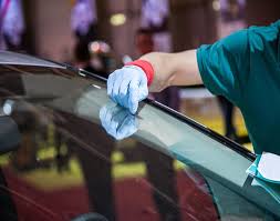 Windshield Auto Glass Replacement In