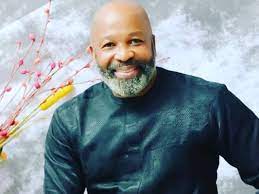 For over four decades, popular actor yemi solade has warmed his way into the hearts of nigerians with his acting prowess. Kew 9iso2c9fxm
