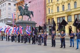 Of, relating to, or characteristic of croatia , its people, or their language | meaning, pronunciation, translations and examples. Croatia S Extremists When Life Gives You No Future Make Scapegoats Croatia Areas Homepage Osservatorio Balcani E Caucaso Transeuropa