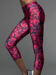 Butterflies Capri Legging In Fuchsia