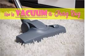 how to vacuum a rug the right way
