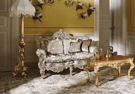 Beautiful Luxury Classic 2 Seater Sofa