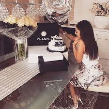 In order to really capture the aesthetic of a sugar baby, we need to start at the basics. Sugar Baby Luxury Lifestyle Find Your Rich Sugar Daddy Now Sugardaddy Sugarbabylifestyle Su Luxury Lifestyle Women Luxury Lifestyle Luxury Lifestyle Girly