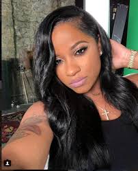 toya wright shows off fantastic post