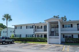 1 bedroom apartments allow more privacy than living with a roommate, and gives you mor. Burgundy One Condominiums Apartments Bradenton Fl