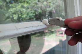 Fixing Glazing Putty In Your Windows