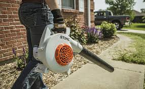 Put the cap on the gas can and shake it well to mix the oil and gasoline to achieve the right ratio. Homeowner Leaf Blowers For Sale In Annapolis Md 21401