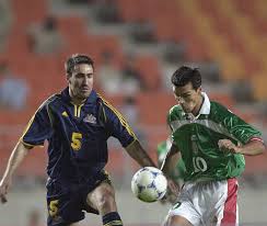 Archived from the original on 10 july 2011. Mexico 0 Australia 2 In 2001 In Suwon Tony Vidmar Moves In To Tackle Daniel Osorno In Group A At The Confederations Cup Osorno