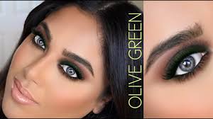 dark olive green smokey eye makeup