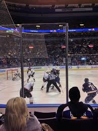 st louis blues hockey game at