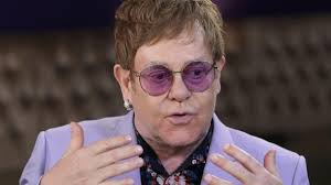 The album's first single, border song, peaked at 92 on the billboard hot 100. Elton John Uber Haarausfall Ich Hasste Es Wie Ich Aussah