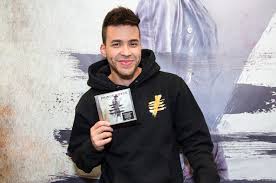 Prince Royce Earns Fourth No 1 On Latin Albums Chart With