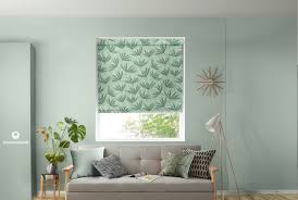 curtains work best with green walls