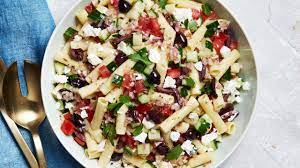 greek pasta salad with feta and olives